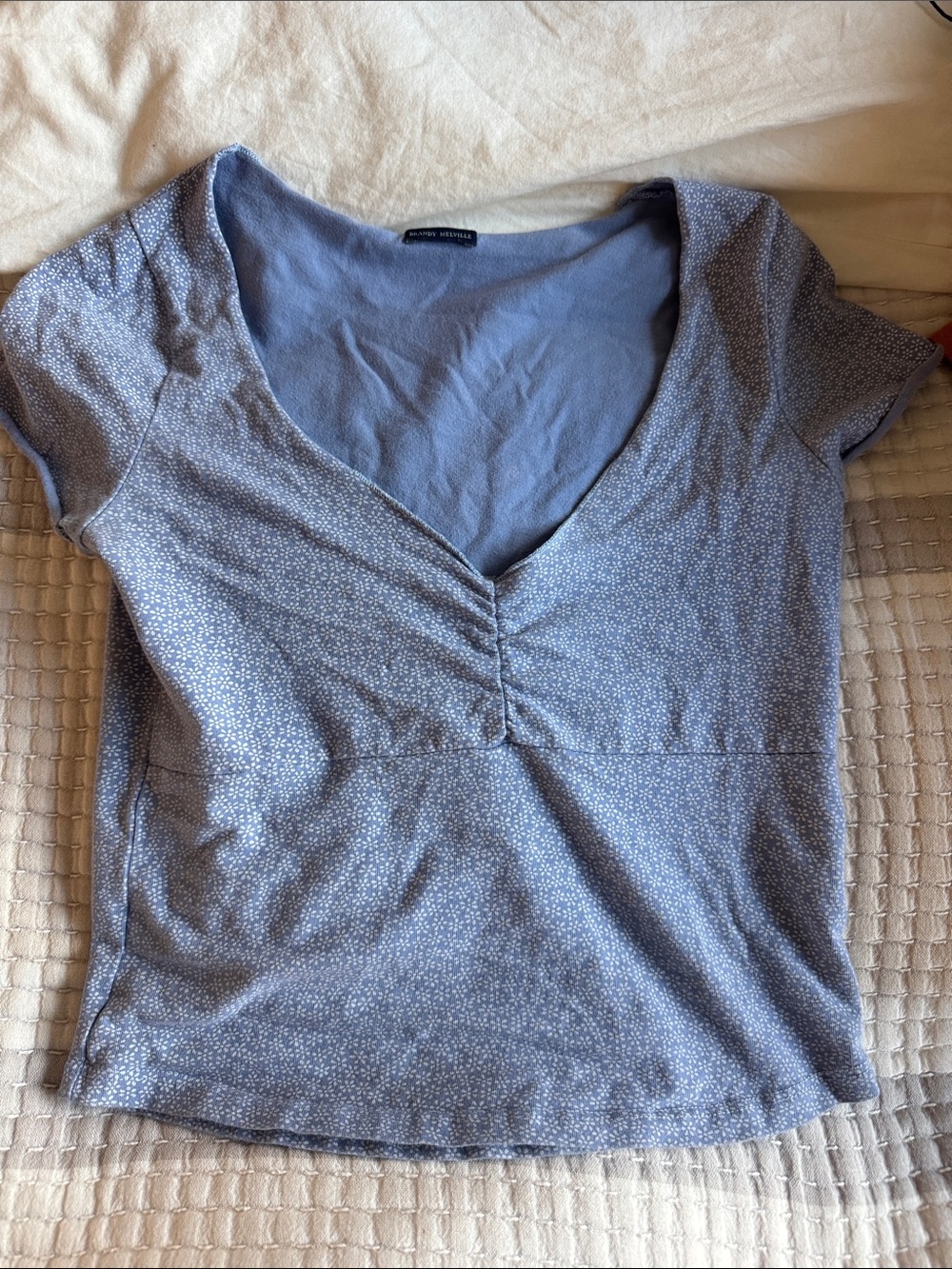Brandy Melville Blue Ruched V-Neck Short Sleeve Crop Top